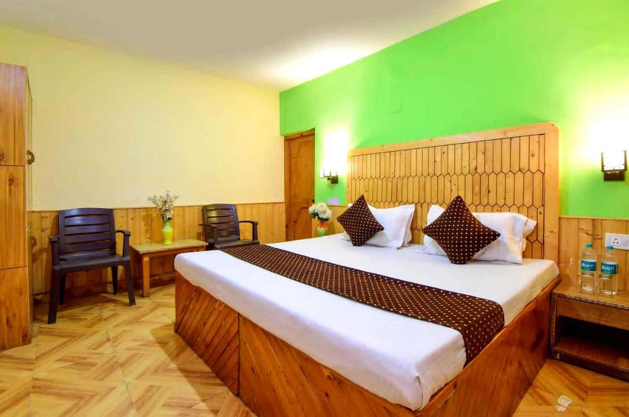 Oyo Flagship 82405 Cochin Villa Манали Экстерьер фото