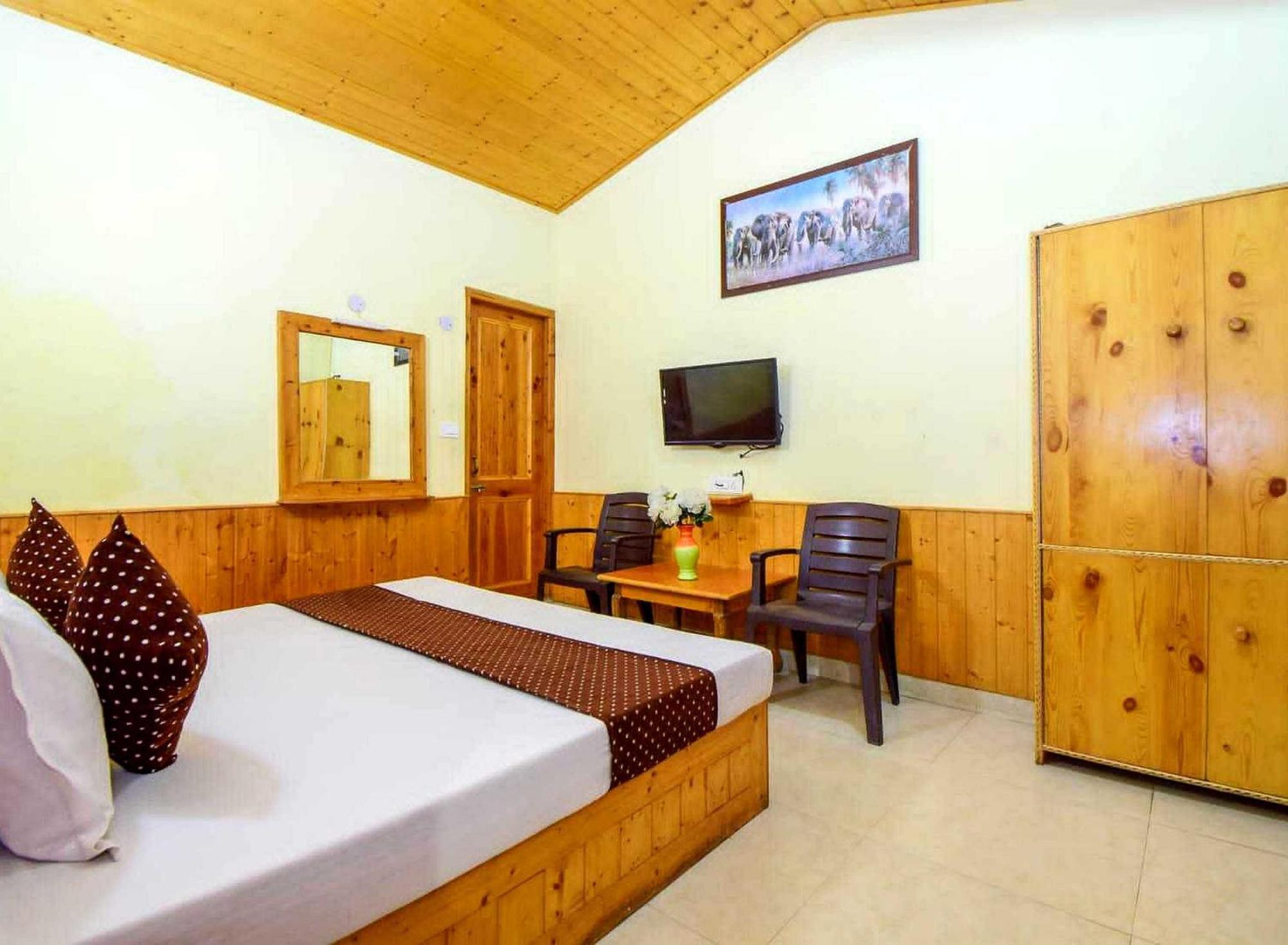 Oyo Flagship 82405 Cochin Villa Манали Экстерьер фото